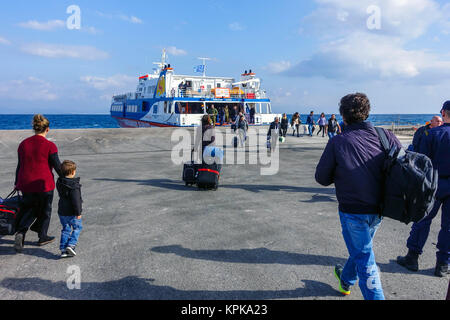 Dodekanes Express Fähre in den Hafen von Kos Stockfoto