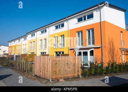 Bunte Reihe Häuser in Berlin, Deutschland Stockfoto