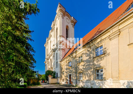 Kirche der Himmelfahrt der Jungfrau Maria, dem ehemaligen Kloster cystercian, Wagrowiec (deutsch: Wongrowitz), Woiwodschaft Großpolen, Polan Stockfoto