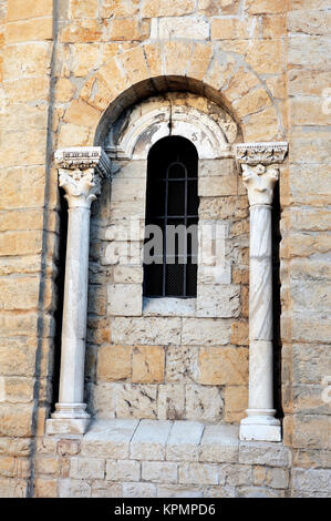 Architektonische Detail der Kirche von Saintes-Maries-de-la-Mer Stockfoto