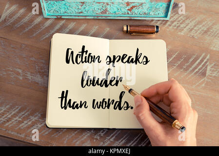 Handschriftliche Zitat als inspirierende Konzept Bild Stockfoto