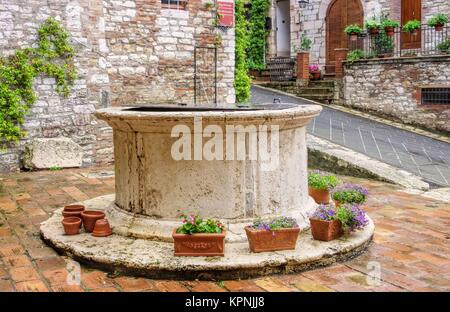 Corciano Brunnen - Perugia in Umbrien, gut Stockfoto