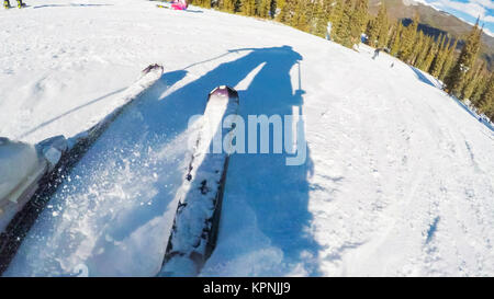 POV point of view. Skifahren Colorado Rockies Anfang Skisaison. Stockfoto