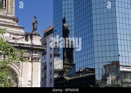 Kathedrale Und Eurotel bin Plaza de Armas, Santiago de Chile - Santiago de Chile Stockfoto