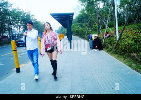 Am ursprünglichen Standort des Nantou Prüfplatz in Shenzhen hat sich zu einer Bushaltestelle umgebaut worden Stockfoto