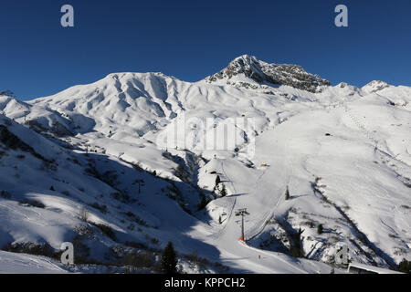 Vorarlberg, Österreich - 07 Dezember, 2017: Arlberg Skigebiet Stockfoto