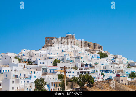 Panoramablick auf astypalea's Castle. Astypalea ist eine ägäische Insel Griechenlands. Stockfoto