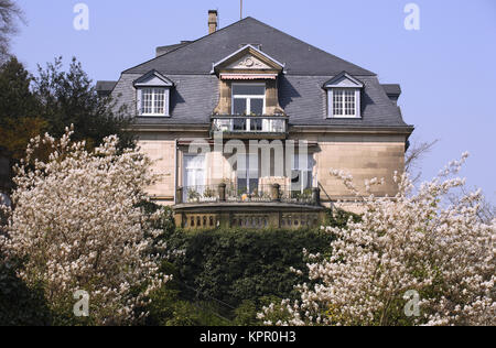 Deutschland, Wuppertal, Villa im Bezirk Brill. Deutschland, Wuppertal, Villa im Stadtteil Brill. Stockfoto