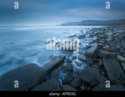 Bewölkt Kimmeridge Bay Stockfoto