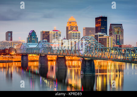 Louisville, Kentucky, USA Skyline auf dem Fluss. Stockfoto