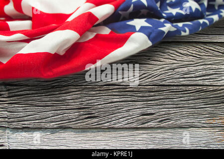 Amerikanische Flagge auf hölzernen Hintergrund Stockfoto