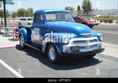 Schönes Auto der 60er Jahre in Kingman, 22. Juni 2017. Route 66, Kingman, Arizona USA, EEUU. Stockfoto