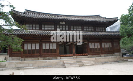 Im traditionellen asiatischen Stil in Architektur Stockfoto