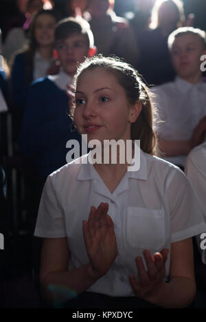 Klatschen im Publikum Stockfoto