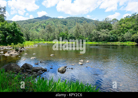 Blick auf den malerischen Lake Placid, Cairns, Far North Queensland, FNQ, QLD, Australien Stockfoto