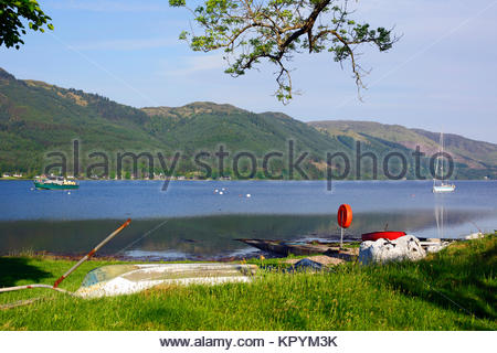 Blick über Loch Duich in Richtung Ratagan, Kintail, Schottland Stockfoto