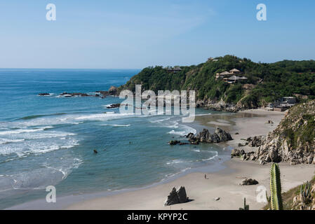 Mexiko, Oaxaca Huatulco. Pazifik Ansicht von Copalita Eco-Archeological Park. Stockfoto