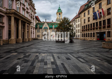 Die Slowakei, Bratislava, Altstadt, der Primas Square (Primacialne namestie), auf der linken Primatial Palast, Hauptstadt historischen Zentrum Stockfoto