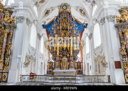 Altar mit der Darstellung der Wurzel Jesse in der Stiftskirche von Stift Stams, einem barocken Zisterzienserkloster in der Gemeinde Stams, Tirol Stockfoto