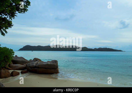 Seychellen / Praslin anse Boudin gegenüber Curieuse Island Stockfoto