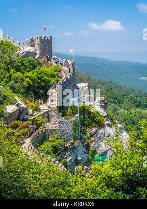 Die maurische Burg auf einem Sommermorgen, Sintra, Portugal. Stockfoto