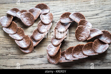 Zwei süße Herz aus Schokolade-chips Stockfoto