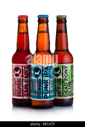 LONDON, Großbritannien - 15 Dezember, 2017: Flaschen Bier brewdog auf weißem Hintergrund. Von der Brauerei Brewdog Stockfoto