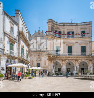 Morgen Sommer in Martina Franca in der Provinz Taranto, Apulien, Süditalien. Stockfoto