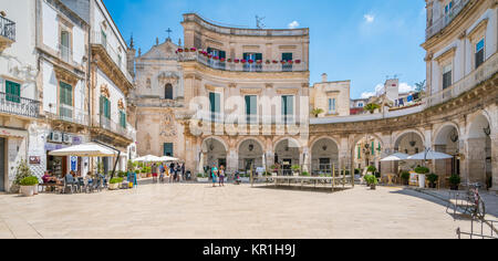 Morgen Sommer in Martina Franca in der Provinz Taranto, Apulien, Süditalien. Stockfoto