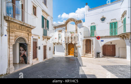 Morgen Sommer in Martina Franca in der Provinz Taranto, Apulien, Süditalien. Stockfoto