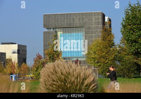 Die Thyssen Krupp Unterkunft, kruppe Avenue von Thyssen, Essen, Nordrhein-Westfalen, Deutschland, Thyssenkrupp Quartier ThyssenKrupp Allee, Essen, Nordrh Stockfoto