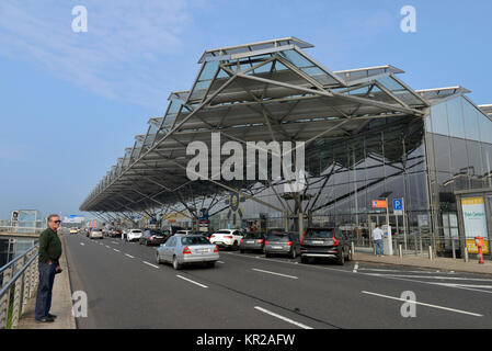 Terminal D, Flughafen Köln/Bonn, Nordrhein-Westfalen, Deutschland, Flughafen Koeln/Bonn, Nordrhein-Westfalen, Deutschland Stockfoto