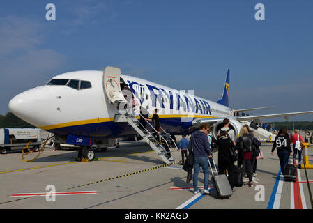 RyanAir Flugzeug, Flughafen Köln/Bonn, Nordrhein-Westfalen, Deutschland, RyanAir Flugzeug, Flughafen Koeln/Bonn, Nordrhein-Westfalen sind Stockfoto