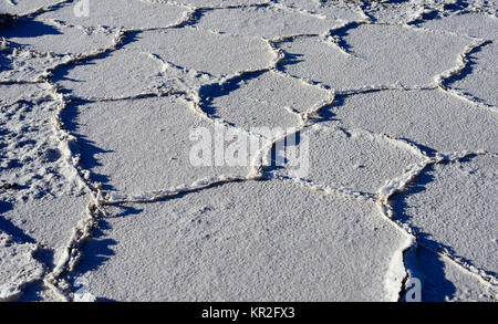 Wabenstruktur auf dem Salzsee Salar de Uyuni, Uyuni, Potosi, Bolivien Stockfoto