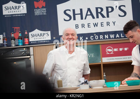 Rick Stein Kochen am Padstow Christmas Festival Stockfoto