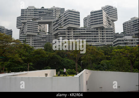 14.12.2017, Singapur, Republik Singapur, Asien - Die Wohnanlage "Interlace", das von der deutsche Architekt Ole Scheeren entwickelt wurde. Stockfoto