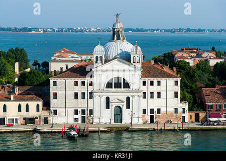 Italien: Venedig. Vom Deck der MS Westerdam Kreuzfahrt mit Holland America Line betrieben, mit Blick auf die Chiesa di Santa Maria della Presentazion Stockfoto