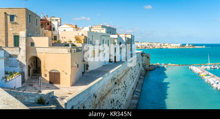 Panoramablick in Otranto, Provinz Lecce auf der Halbinsel Salento, Apulien, Italien. Stockfoto