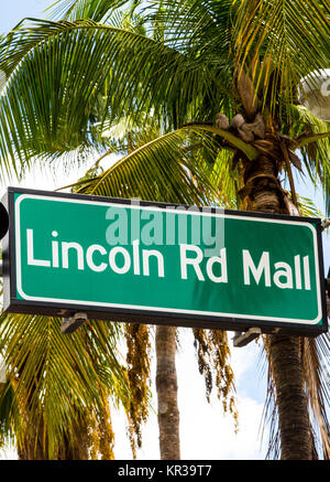 Lincoln Road Mall Straßenschild liegt in Miami Beach Stockfoto