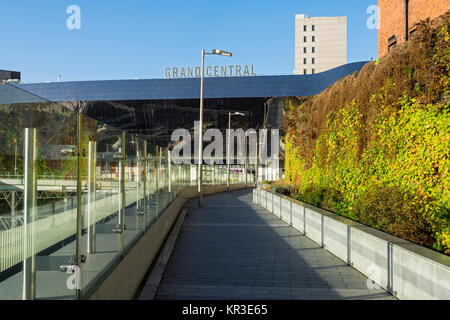 Die Grand Central Gebäude aus dem Moor Street Link Gehweg, Birmingham, England, Großbritannien Stockfoto