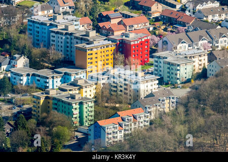 Bunten Wolkenkratzern, Mietskasernen, Quambusch, Höxter, Hagen, Ruhrgebiet, Nordrhein-Westfalen, Deutschland, Hagen, Ruhrgebiet, Nordrhein-Westfalen, Stockfoto