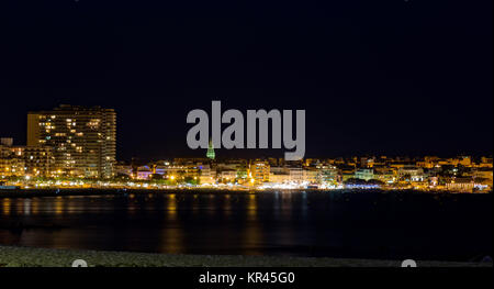 In der Nacht an der Costa Brava, Palamos (Spanien) Stockfoto