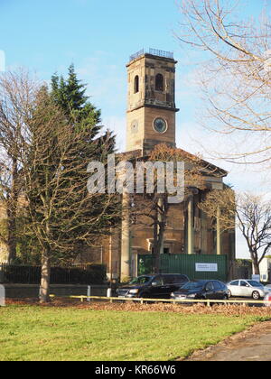 Sheerness, Kent, Großbritannien. 19 Dez, 2017. Sheerness Dockyard Kirche Vertrauen (Vorsitzende wird Palin Sohn von Michael Palin) hat Hugh Broughton Architekten auf die Restaurierung, die darauf abzielt, die Grad II * denkmalgeschützte Gebäude am Eingang der ehemaligen Königlichen Werft auf der Insel Sheppey zu verwandeln, im Jahr 2001 durch einen Brand schwer beschädigt. Dies ist eine wegweisende £ 4,75 m Heritage Lottery Fund Projekt (zusätzliche Mittel aus historischen England). Das Gebäude ist ein architektonisches Meisterwerk und eines der wichtigsten Gebäude in Gefahr in den Südosten. Credit: James Bell/Alamy leben Nachrichten Stockfoto