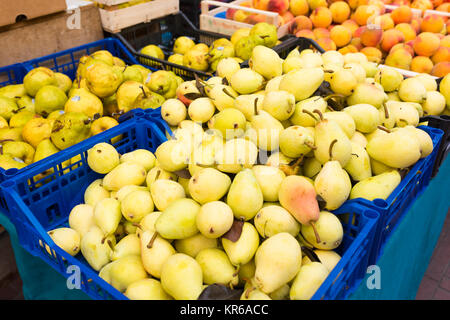 Wochenmarkt Toskana - Appel Stockfoto
