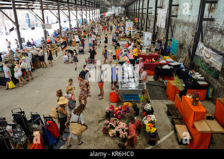 Carriageworks Farmers Market in der Vorstadt Eveleigh, Sydney, New South Wales, Australien Stockfoto