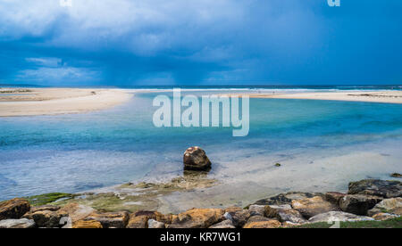 Australien, New South Wales, zentrale Küste; der Eingang; Blick auf den Eingang Kanal in den Tuggeral Seen Stockfoto