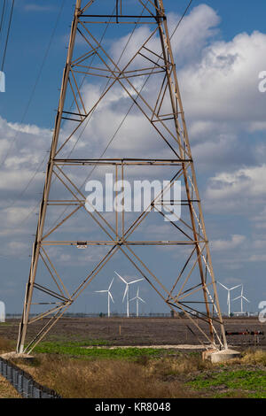 Taft, Texas - Windkraftanlagen in der Nähe des Golf von Mexiko. Sie sind Teil der Windpark Papalote Creek, der über 196 Turbinen mit 380 MW. Stockfoto