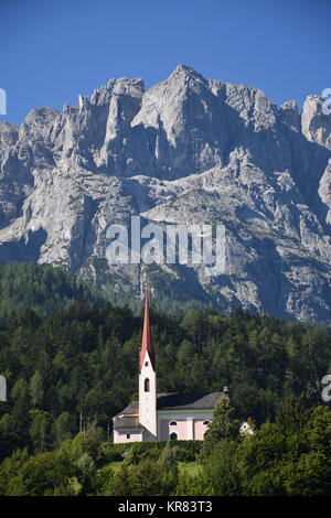 Lavanter kirchbichl, Lavant, Kirchbichl, Kirche, Lienzer Dolomiten, Pfarrkirche St. Ulrich, Kirche des Hl. Petrus und Paulus Stockfoto