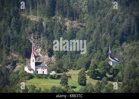 Lavanter kirchbichl, Lavant, Kirchbichl, Kirche, Lienzer Dolomiten, Pfarrkirche St. Ulrich, Kirche des Hl. Petrus und Paulus Stockfoto