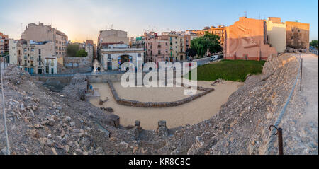 Panorama von der UNESCO zum Weltkulturerbe, Römischer Circus in Tarragona, Katalonien, Spanien Stockfoto